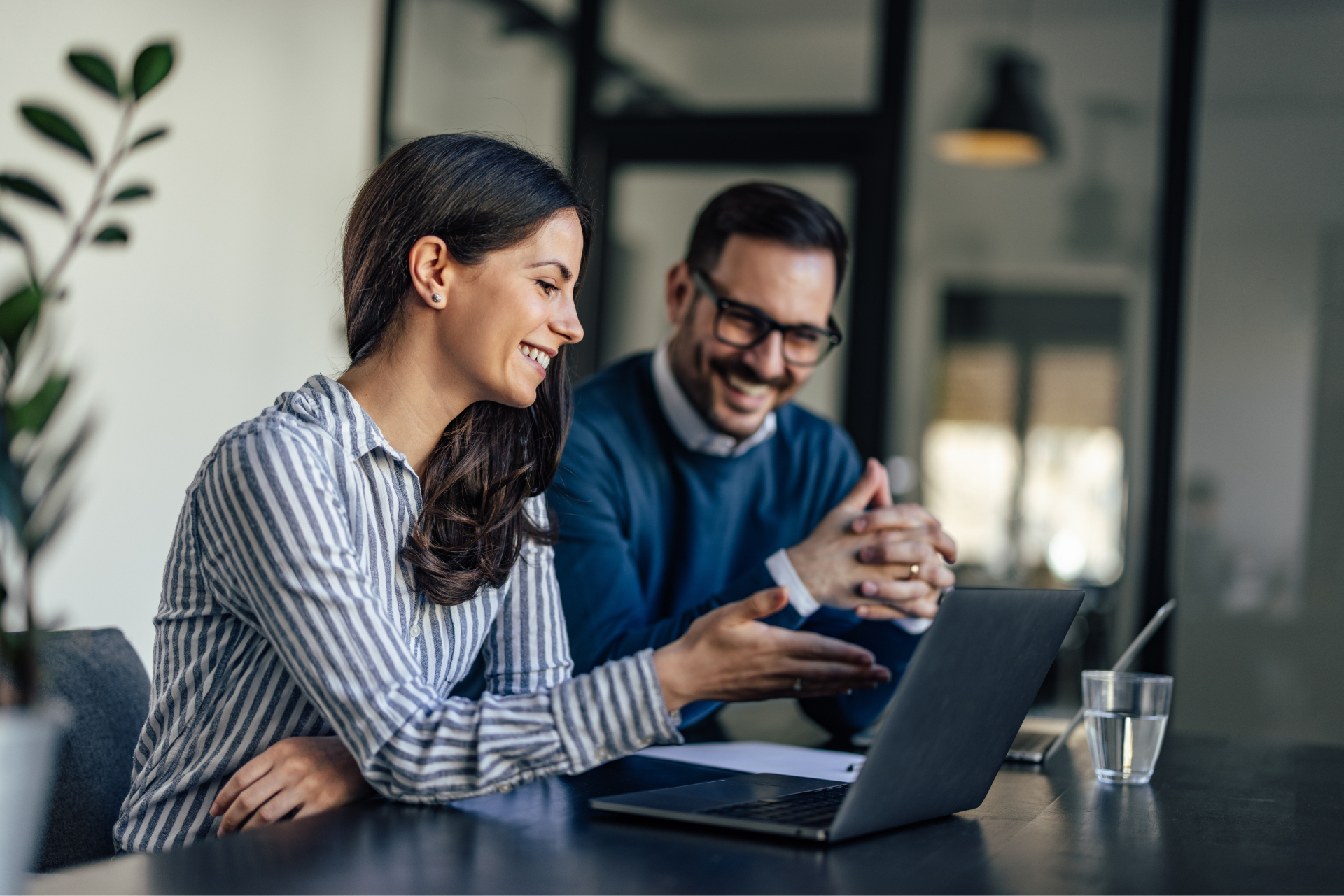 australian-business-owner-discussing-loans